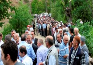 Gözyaşı ve dualarla uğurlandılar