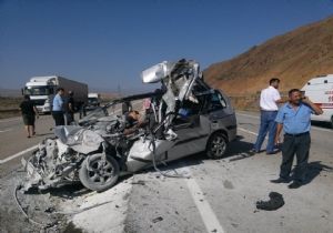 Köprüköy de trafik kazası: 1 ölü, 5 yaralı