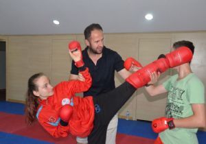 Düzceli karateciler Palandöken Kupası’na hazırlanıyor