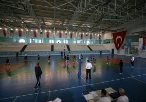 ANALİG Voleybol Grup Müsabakaları başladı