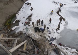 Ağrı-Erzurum yolunda kaza: 3 ölü