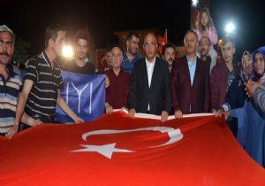 Ilıcalı gençlerin demokrasi coşkusunu paylaştı