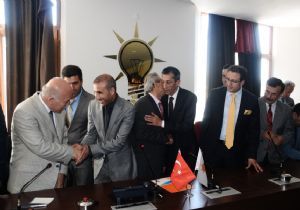 AK Parti Erzurum il yönetimi tamam