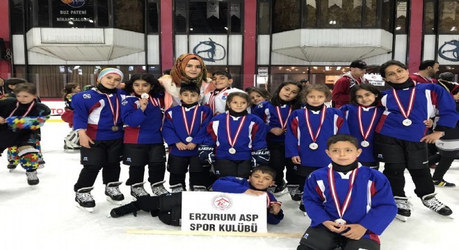 ASP Spor Kulübü buz hokey takımını kurdu