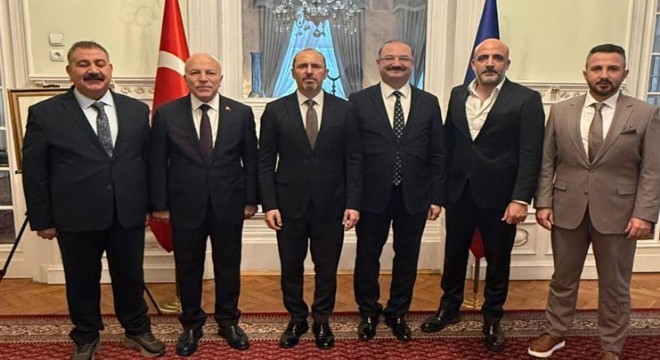 ATAUNİV den Bükreş e akademik köprü