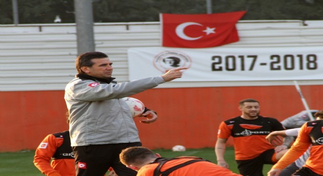 Adanaspor da Özköylü dönemi sona erdi