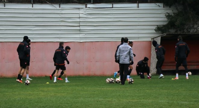 Adanaspor’da Erzurumspor mesaisi