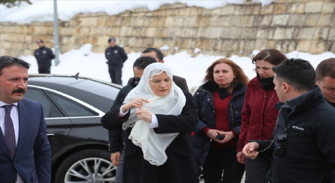 Akşener Erzurum da