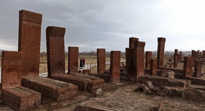 Anadolu Orhun Anıtları Dünyaya tanıtılacak