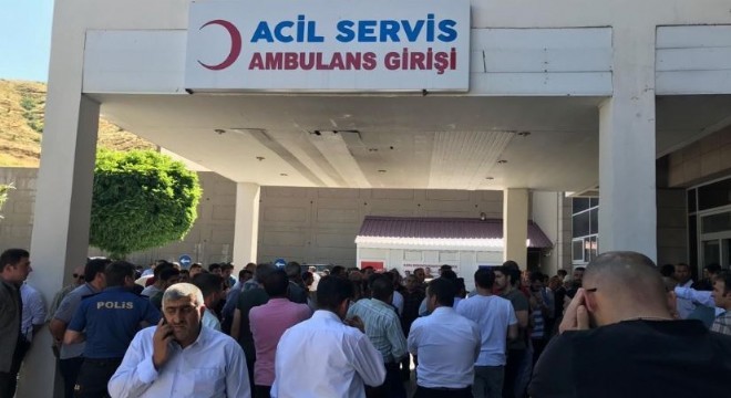 Aracına roketli saldırı düzenlenen binbaşı şehit düştü