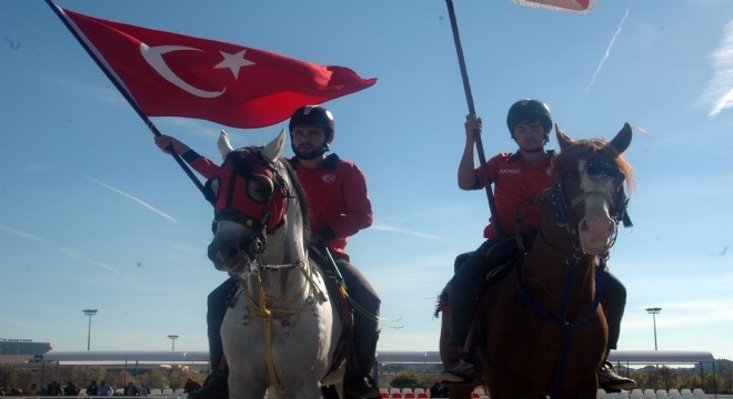 Atlı Cirit Ligi D Grubu müsabakaları başladı