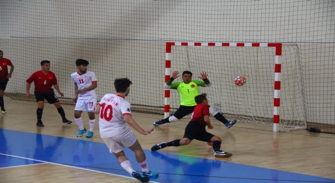 Ay-yıldızlılar, hazırlık maçında Tacikistan ı 6-1 yendi