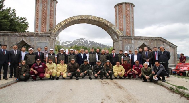 Aynalı:  Erzurum yeşil bir şehre dönüştü 