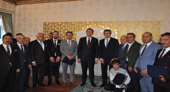 Bakan Selçuk Erzurum da STK temsilcileriyle bir araya geldi