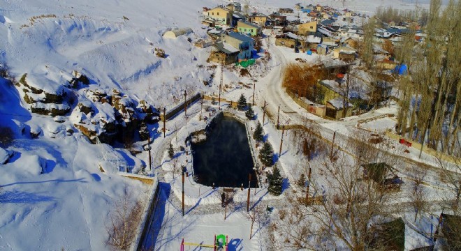 Balıklı göl eksi 35’i gördü, yine donmadı