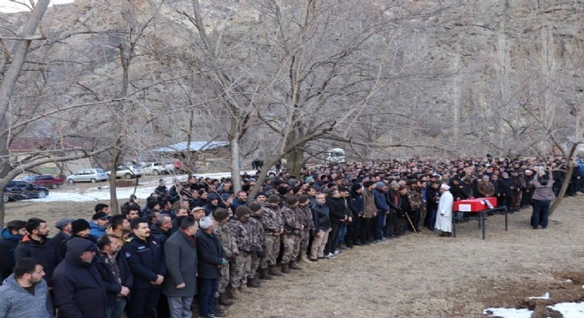 Deprem şehidi Özenci dualarla uğurlandı