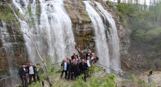 Doğa Turizminde Tortum Şelalesi farkı