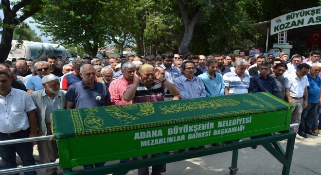 Dr. Öztürk gözyaşlarıyla uğurlandı