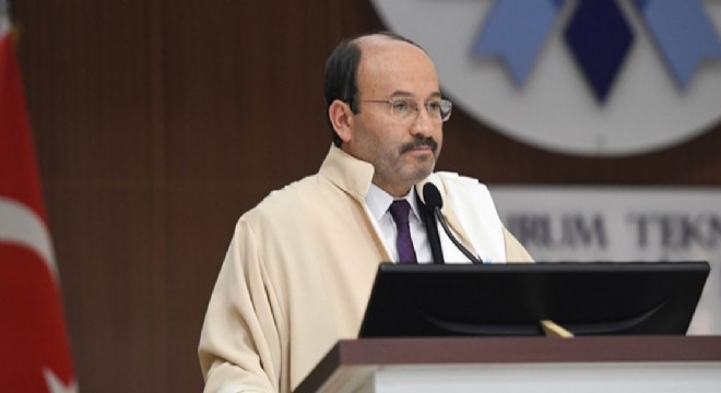 ETÜ de Akademik Giysi ve ödül töreni