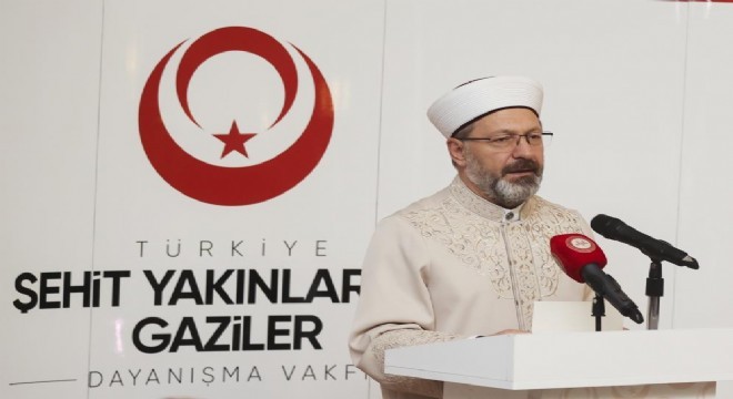 Erbaş: ‘Allah hainlere fırsat vermesin’