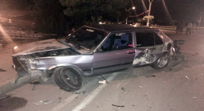 Erzincan yolunda trafik kazası: 1 yaralı