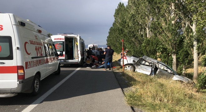 Erzincan yolunda trafik kazası: 2 ölü