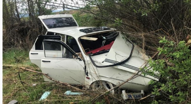 Erzincan yolunda  trafik kazası: 3 yaralı