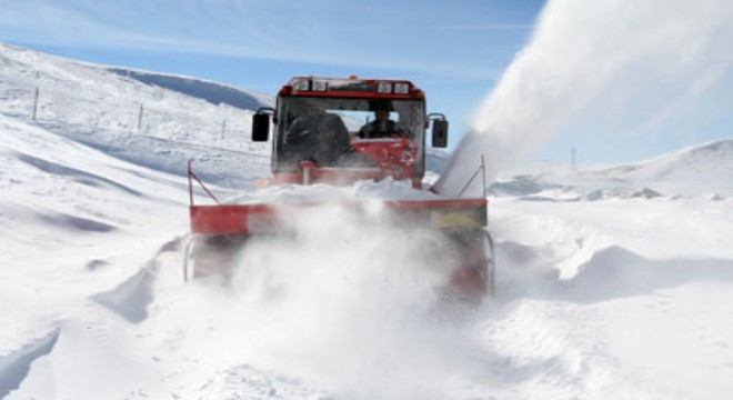 Erzurum-Bingöl karayolu ulaşıma kapandı