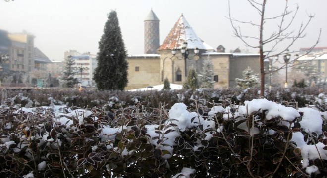 Erzurum buz tuttu