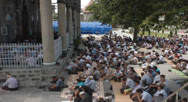 Erzurum cami sayısında bölgede lider