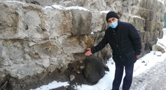 Erzurum kalesi dış surlarından kalan tek parça