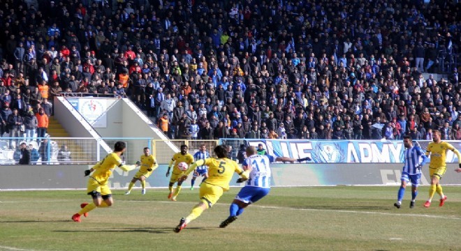 Erzurumspor iddiasını sürdürüyor