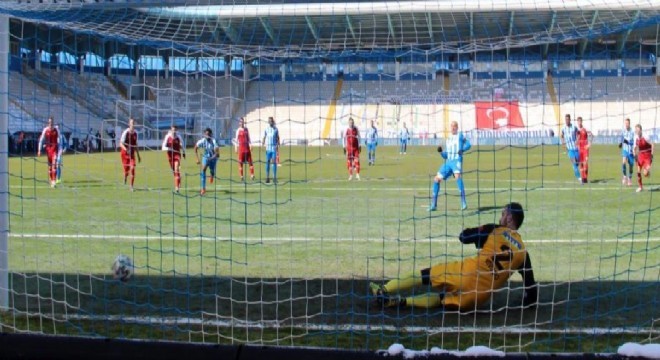 Erzurumspor kayıplarda! 2 -2