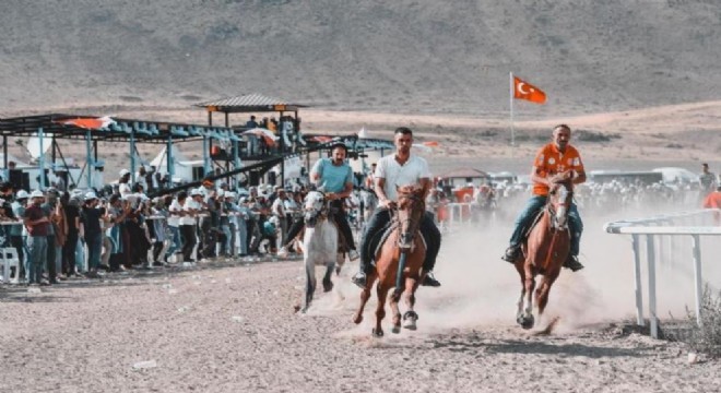 Erzurum’da Rahvan at yarışları nefes kesecek