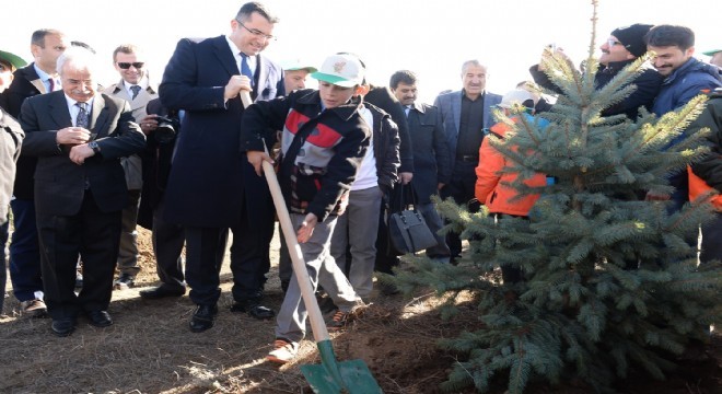 Erzurum’da ‘Fidanlar, Fidanlarla Büyüyor’