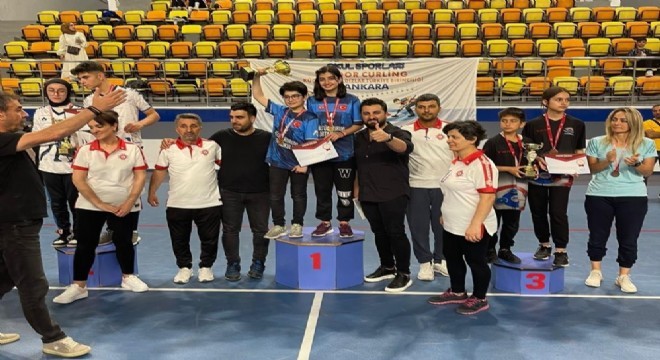 Floor Curling’te şampiyon Erzurum’dan