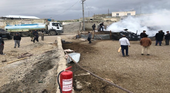 Fırtına 25 köyde zarara yol açtı