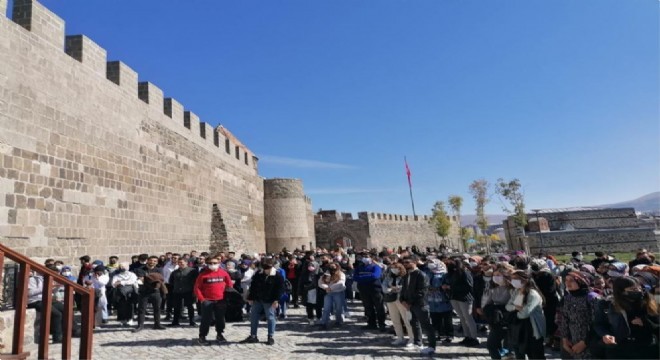 Genç Vizyon’dan Gençlere Erzurum Gezisi