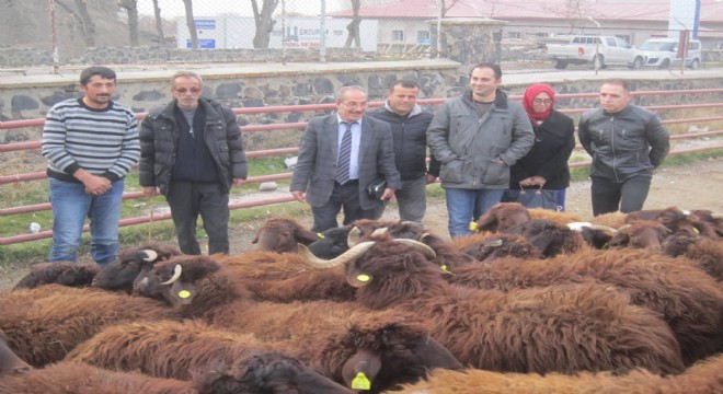 Genç çiftçilere destek yağıyor