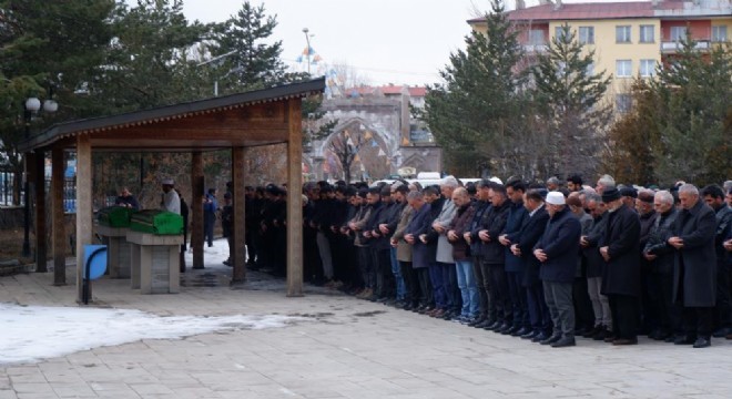 Gözyaşlarıyla uğurlandılar