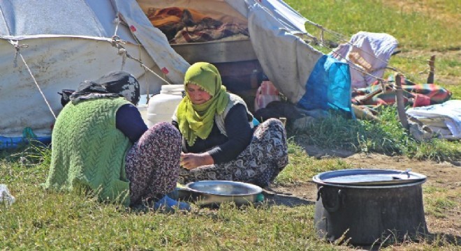 Göçerlerin zorlu yayla hayatı