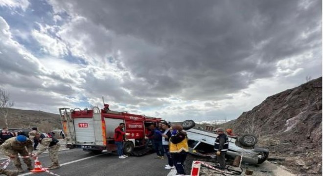 Gümüşhane yolunda trafik kazası: 1 ölü 1 yaralı