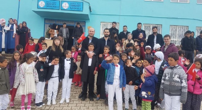 Hukukçular, köy çocuklarını sevindirdi