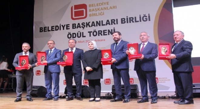 Kaplan’a başarı ödülü