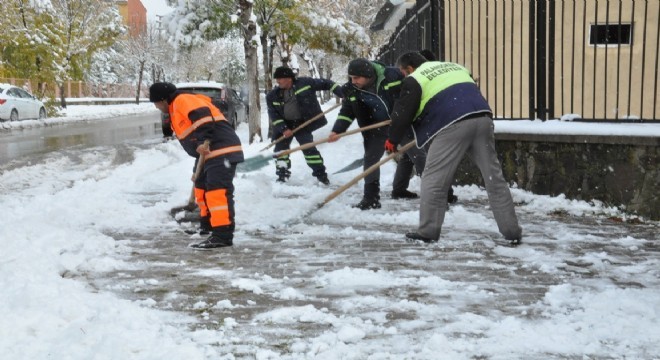 Kar mesaisi 24 saat sürecek