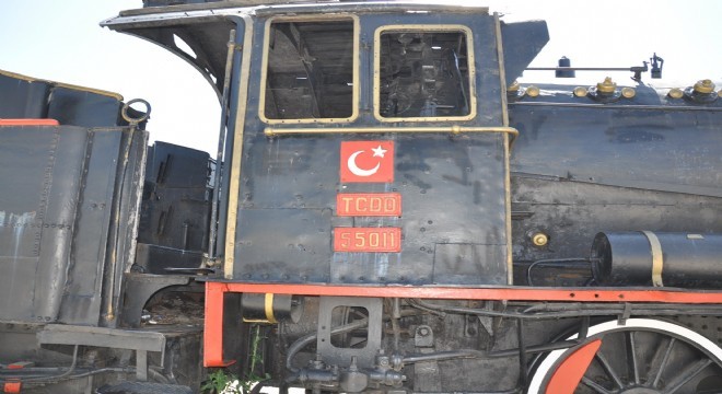 Kara Tren sergiye çıktı