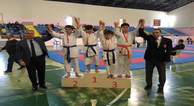 Karate şampiyonasına rekor katılım