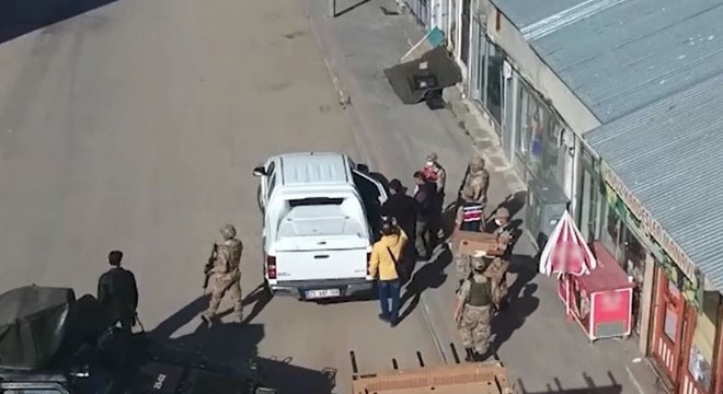 Karayazı’da terör operasyonu: 7 gözaltı
