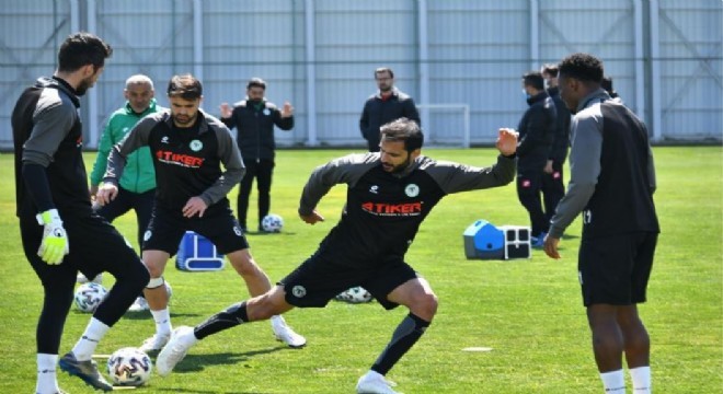 Konyaspor’da Erzurumspor maçı mesaisi