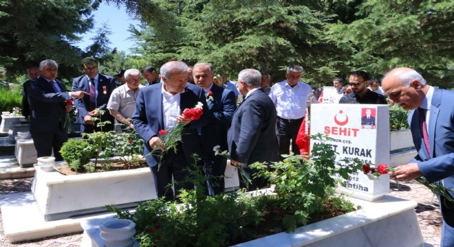 Malatya da şehitler şükranla yad edildi